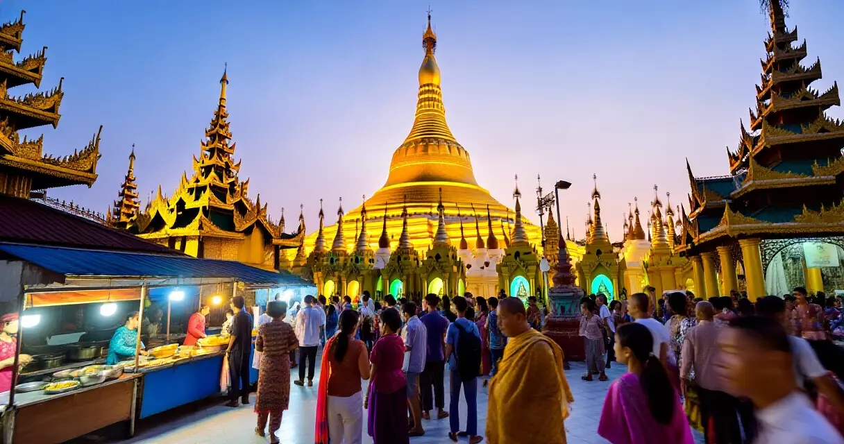 ရွှေတိဂုံဘုရားပွဲတော်တွင် လူစည်ကားနေသော ည ပွဲတော်မြင်ကွင်း