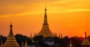 ရန်ကုန်မြို့ ဘုရားစေတီများ၏ သမိုင်းကြောင်း